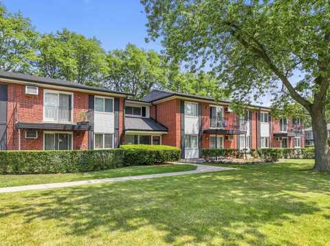 2319 E Olive Street, Arlington Heights, IL 60004