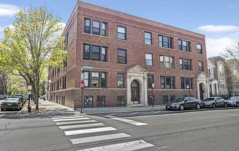 637 W Armitage Avenue, Chicago, IL 60614