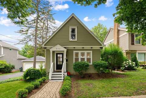 506 E Russell Street, Barrington, IL 60010