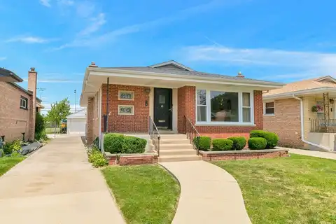3052 W 100th Street, Evergreen Park, IL 60805