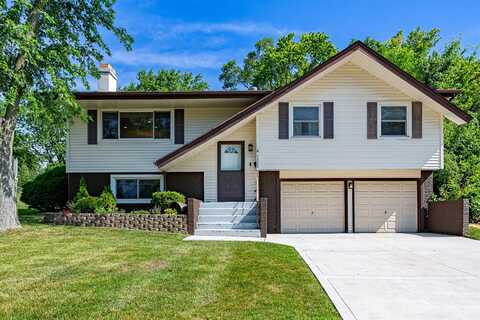 1328 Concord Lane, Schaumburg, IL 60193