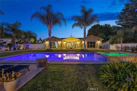 8817 Encino Avenue, Sherwood Forest, CA 91325