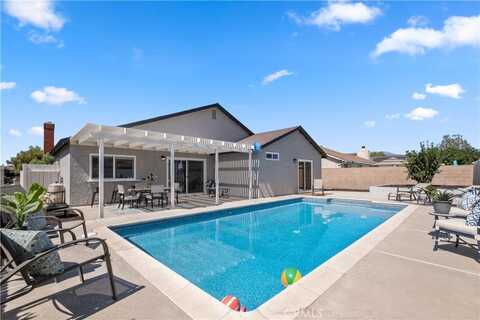 2433 Carlsbad Circle, Hemet, CA 92545