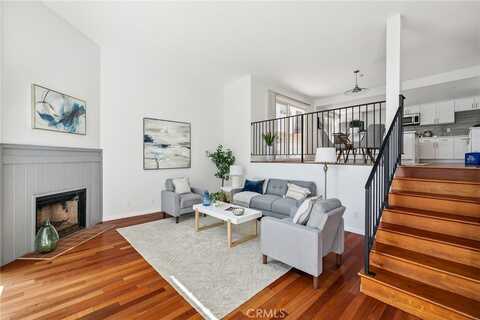 312 N FRANCISCA Avenue, Redondo Beach, CA 90277