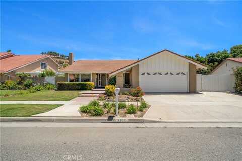 6220 E Palo Alto Drive, Anaheim Hills, CA 92807