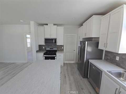 350 E San Jacinto, Perris, CA 92571