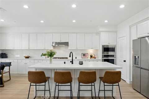 12 Rastro Street, Rancho Mission Viejo, CA 92694