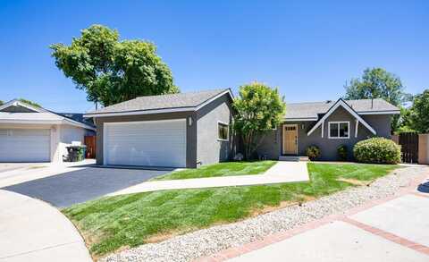 7746 Nevada Avenue, Canoga Park, CA 91304
