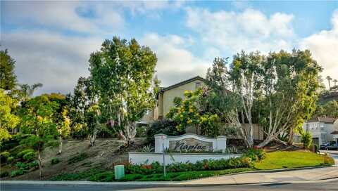 6 Avenida Fortuna, San Clemente, CA 92673