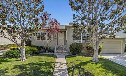 5248 Parkglen Avenue, Los Angeles, CA 90043