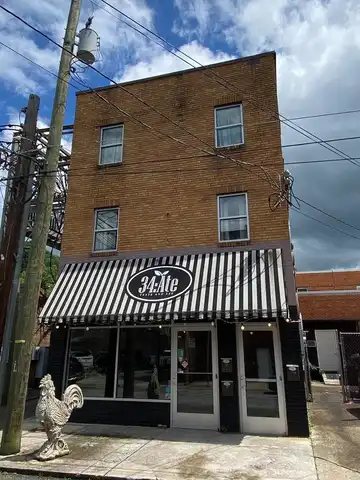 210 Pike Street, Williamson, WV 25661