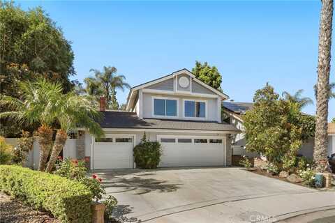 24622 Cresta Court, Laguna Hills, CA 92653