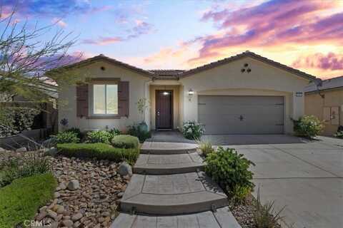 3937 Scarlet Oak Court, San Bernardino, CA 92407