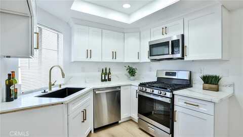 8810 Hewitt Place, Garden Grove, CA 92844