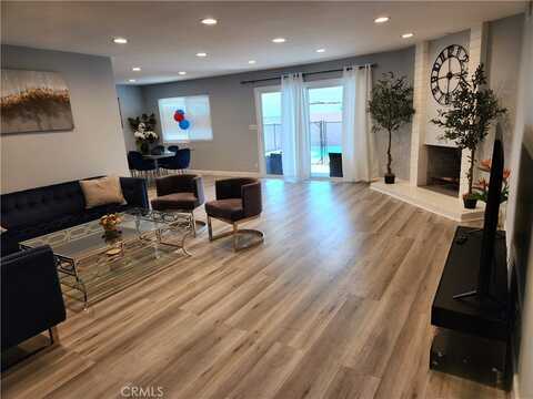 7847 Goodland Avenue, North Hollywood, CA 91605