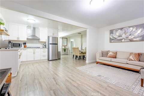 3720 S St Andrews Place, Los Angeles, CA 90018