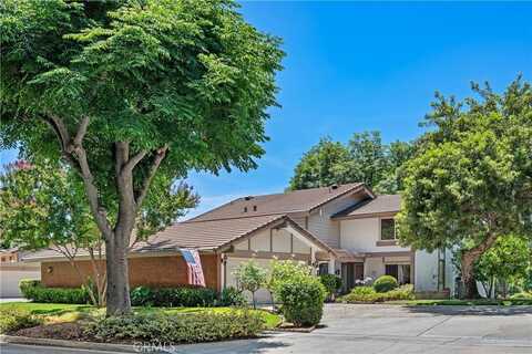 652 Via Zapata, Riverside, CA 92507