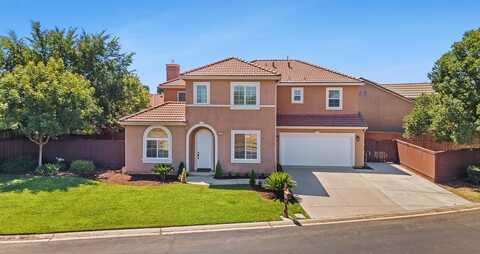 4160 Creekbend N, Clovis, CA 93619