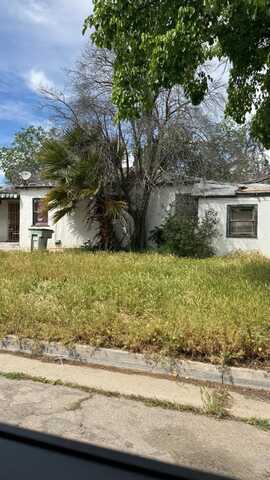 939 Arthur S, Fresno, CA 93706