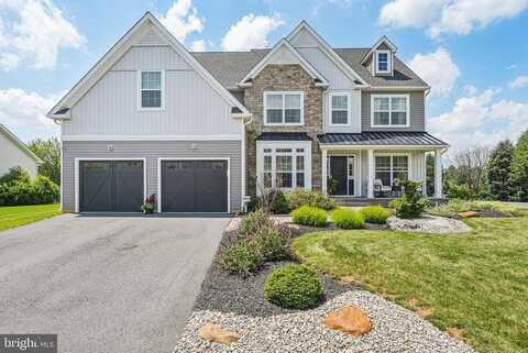 3334 COVENTRY DRIVE, MACUNGIE, PA 18062