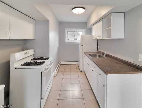29 Wilson St ., Apt. 2, Phillipsburg, NJ 08865