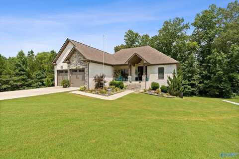 288 Hickory Park Road, Killen, AL 35645