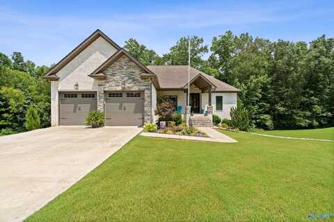 288 Hickory Park Road, Killen, AL 35645