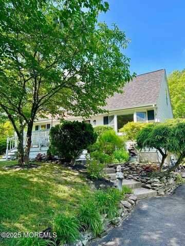 383 S Stump Tavern Road, Jackson, NJ 08527