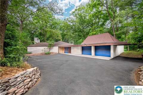 2300 S Cedar Crest Boulevard, Macungie, PA 18103