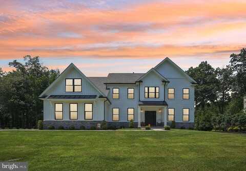5 RANDOLPH DRIVE, ROBBINSVILLE, NJ 08691