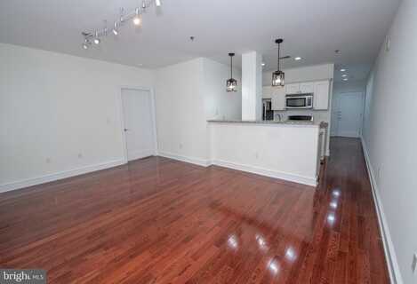 1811 CHESTNUT STREET, PHILADELPHIA, PA 19103