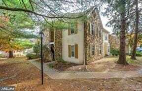 194 VALLEY STREAM LANE, CHESTERBROOK, PA 19087