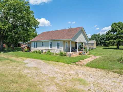 627 Parks DR, Charleston, AR 72933