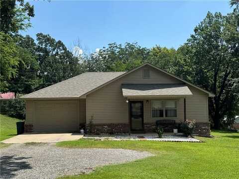 100 Todd ST, Poteau, OK 74953