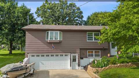 440 W 9th Street, Garner, IA 50438