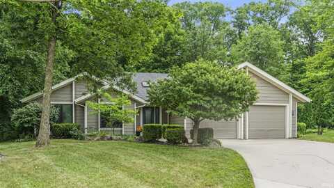 2702 Overlook Drive, Fort Wayne, IN 46808