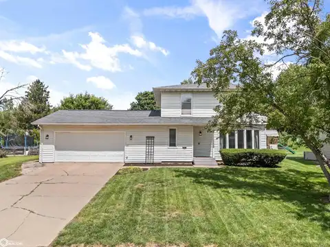 2206 Wakefield Drive, Marshalltown, IA 50158