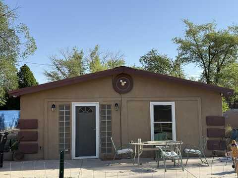 1511 YAKIMA Road SW, Albuquerque, NM 87105