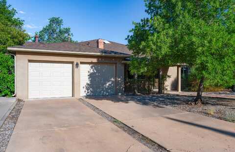 325 SIERRA Place NE, Albuquerque, NM 87108