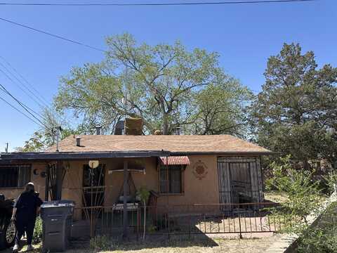 234 Southern Avenue SE, Albuquerque, NM 87101