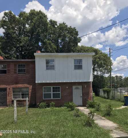 7003 KEN KNIGHT Drive E, Jacksonville, FL 32209