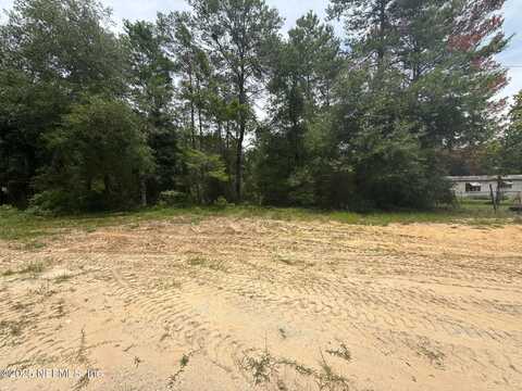 140 CHEROKEE DR, Interlachen, FL 32148