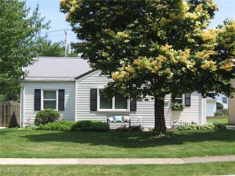 1131 Commonwealth Avenue, Mayfield Heights, OH 44124