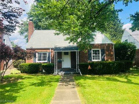 2016 Spring Avenue NE, Canton, OH 44714