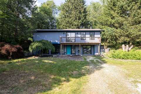 2182 Shaffer Road, Mogadore, OH 44260