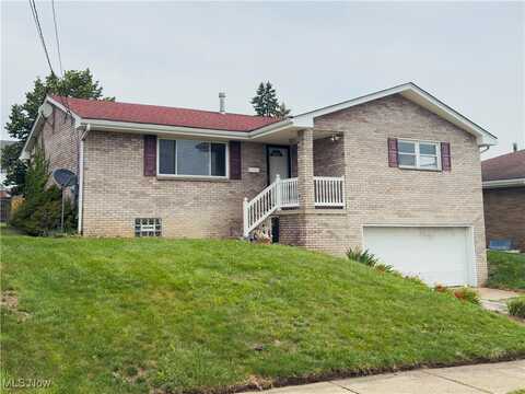215 Benita Drive, Mingo Junction, OH 43938