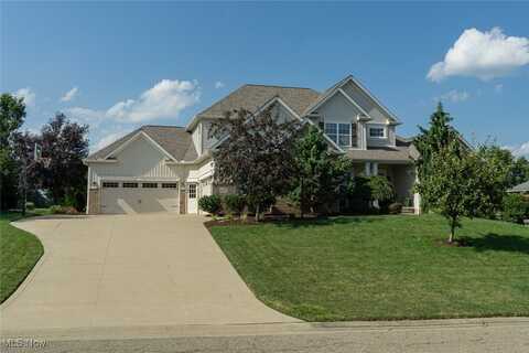 9273 Hunters Chase Street NW, Massillon, OH 44646