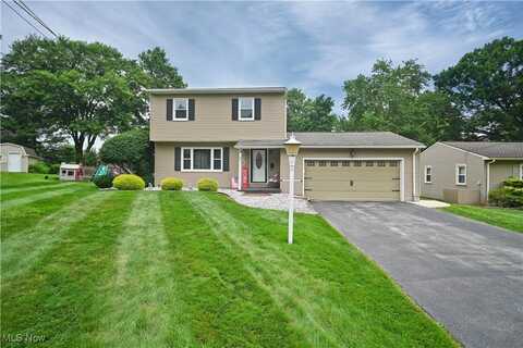 48 Mary Ann Lane, Youngstown, OH 44511