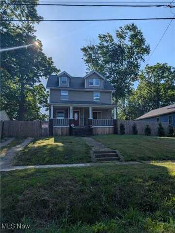 2031 Germaine Street, Cuyahoga Falls, OH 44221