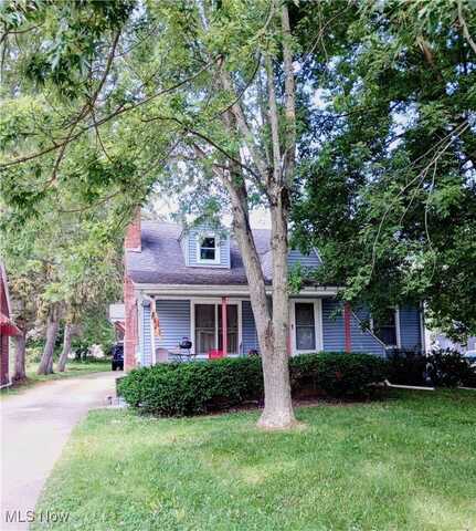 54 S Hazelwood Avenue, Youngstown, OH 44509